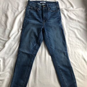 Good American dark wash high waisted skinny jeans